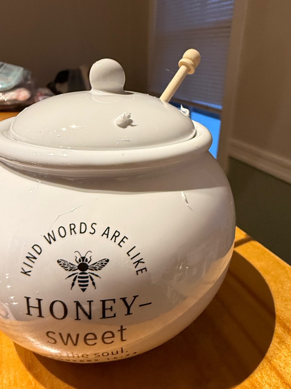 Honey pot new in box & dog haus mug
